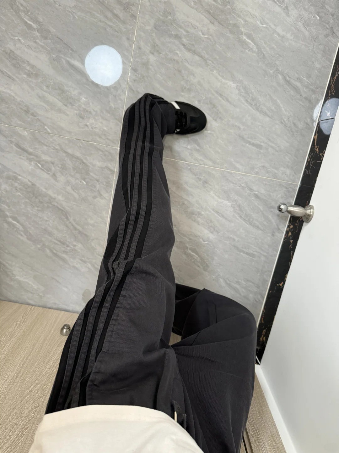 Cleanfit Straight Leg Pants Me - Street Fashion Vibes ulasan dan harga