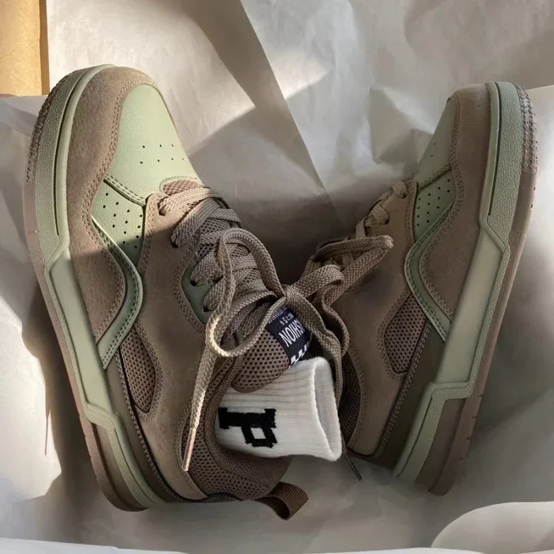 Fashion Vintage Sneakers Men A - Street Fashion American ulasan dan harga